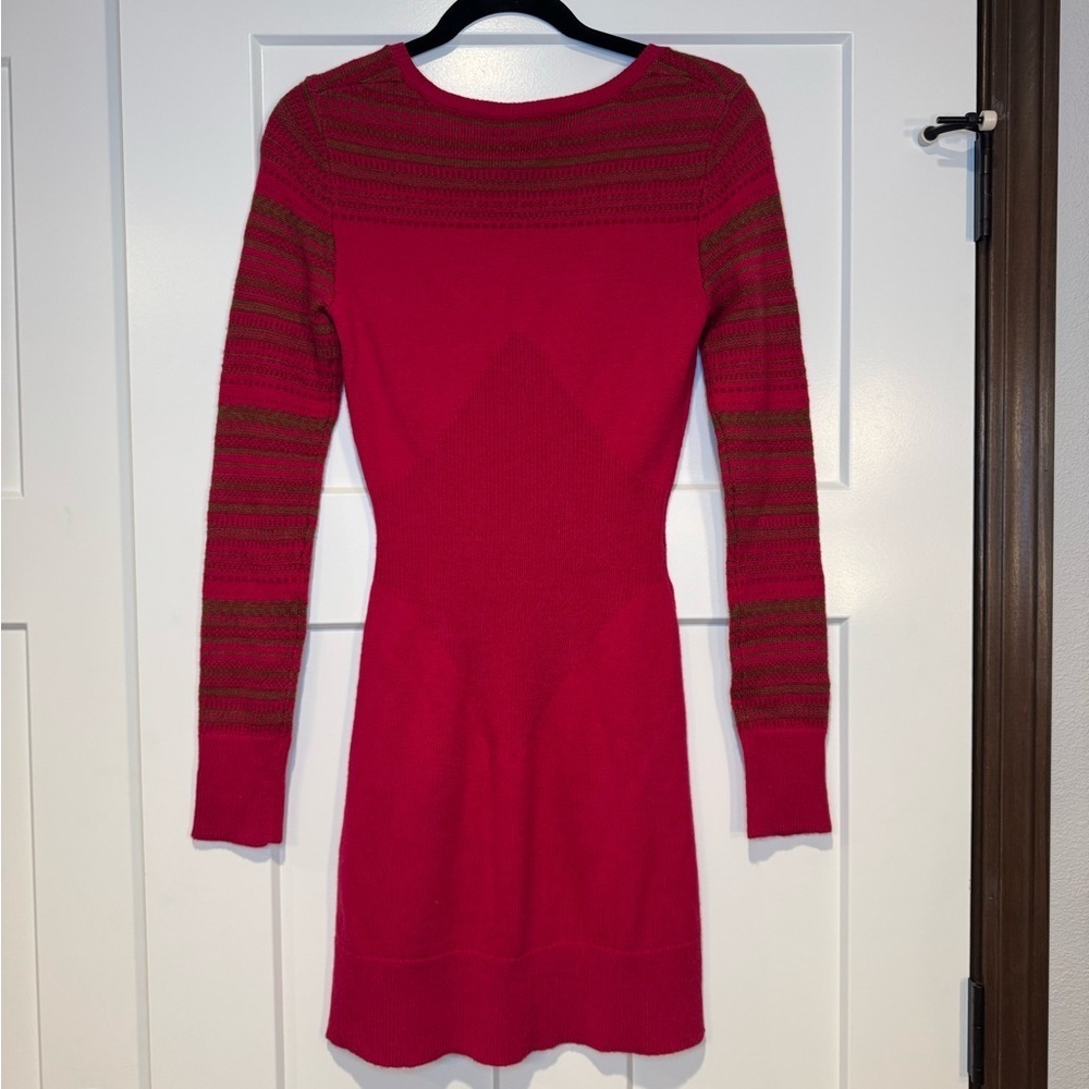 Patagonia Rios Secret Sweater Dress Jeweled Berry Lambswool NWT - Picture 2 of 4